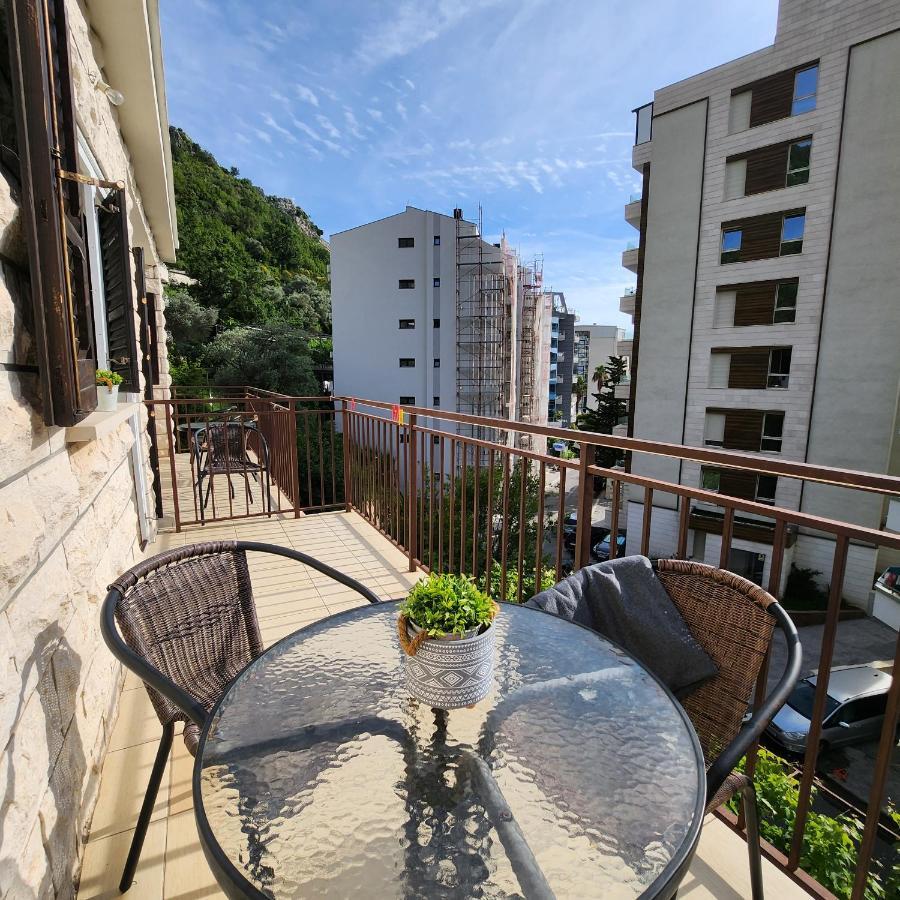 Bela Kuca Studio Apartments-Na Korak Do Mora-A Step To The Sea ラファイロヴィチ エクステリア 写真