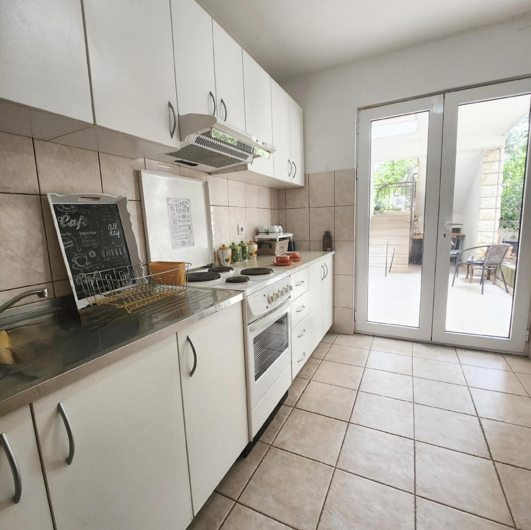 Bela Kuca Studio Apartments-Na Korak Do Mora-A Step To The Sea ラファイロヴィチ エクステリア 写真