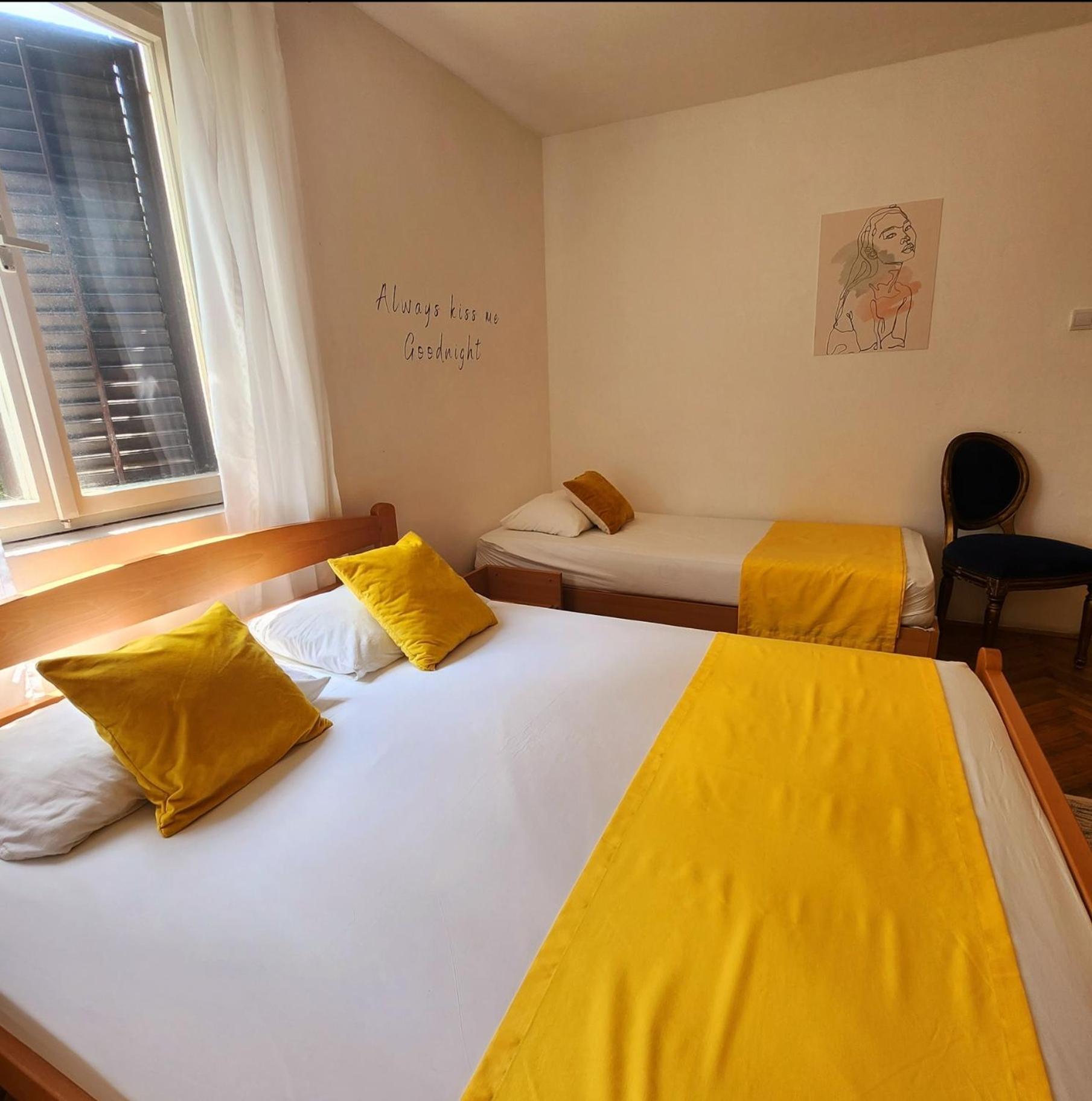 Bela Kuca Studio Apartments-Na Korak Do Mora-A Step To The Sea ラファイロヴィチ エクステリア 写真