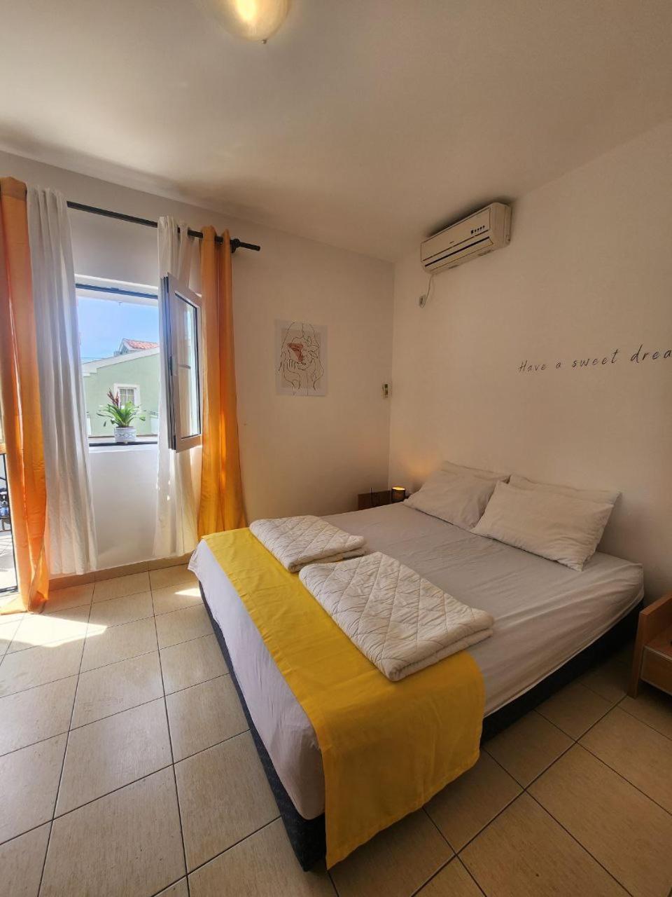 Bela Kuca Studio Apartments-Na Korak Do Mora-A Step To The Sea ラファイロヴィチ エクステリア 写真