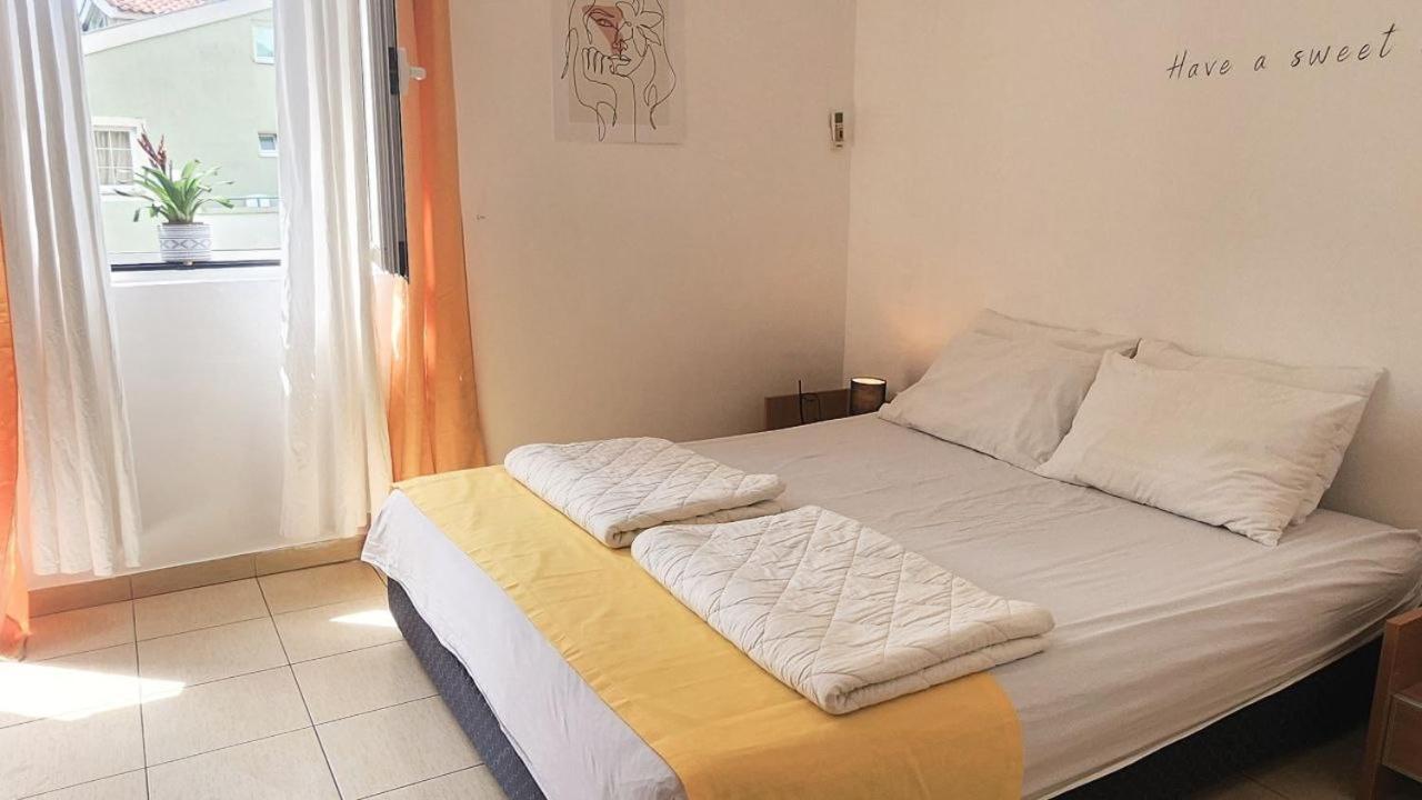 Bela Kuca Studio Apartments-Na Korak Do Mora-A Step To The Sea ラファイロヴィチ エクステリア 写真