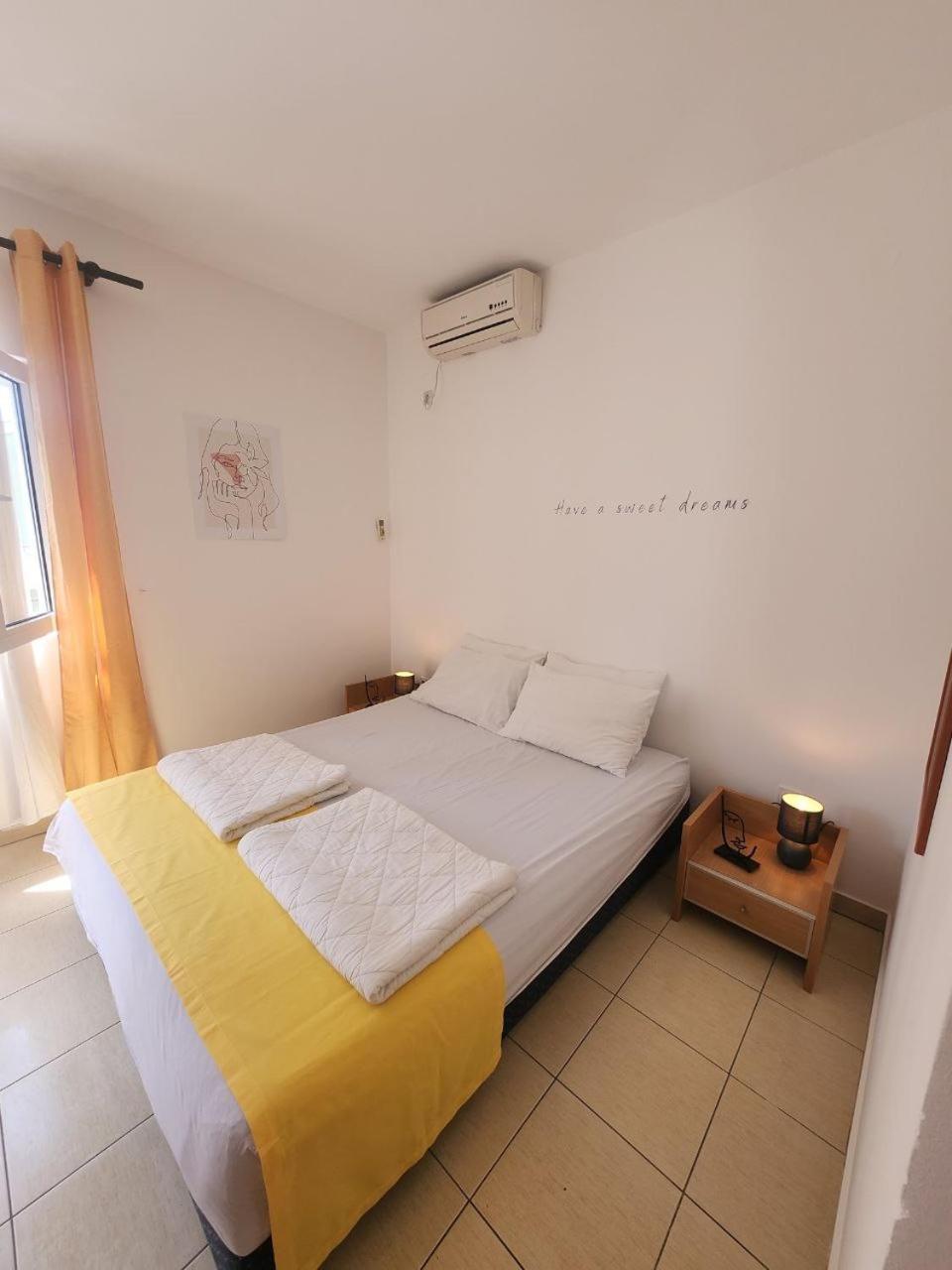 Bela Kuca Studio Apartments-Na Korak Do Mora-A Step To The Sea ラファイロヴィチ エクステリア 写真
